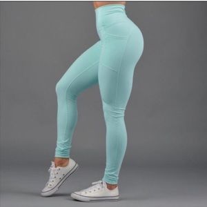 BuffBunny Luna pocket leggings (mint)